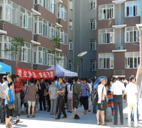 “君至梦至，梦在飞院”